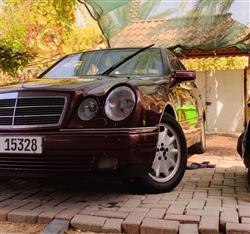مرسيدس بنز E-Class